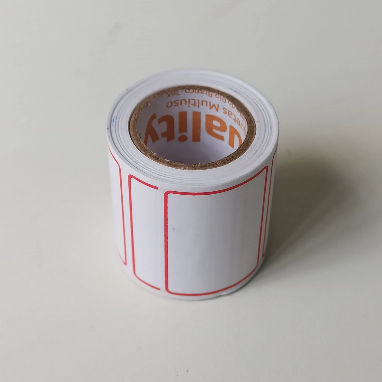 Etiqueta-Master-5-Linhas-61x40mm-–-Rolo-com-180-Etiquetas-2.webp Etiqueta Master 5 Linhas 61x40mm – Rolo com 180 Etiquetas - Imagem 1